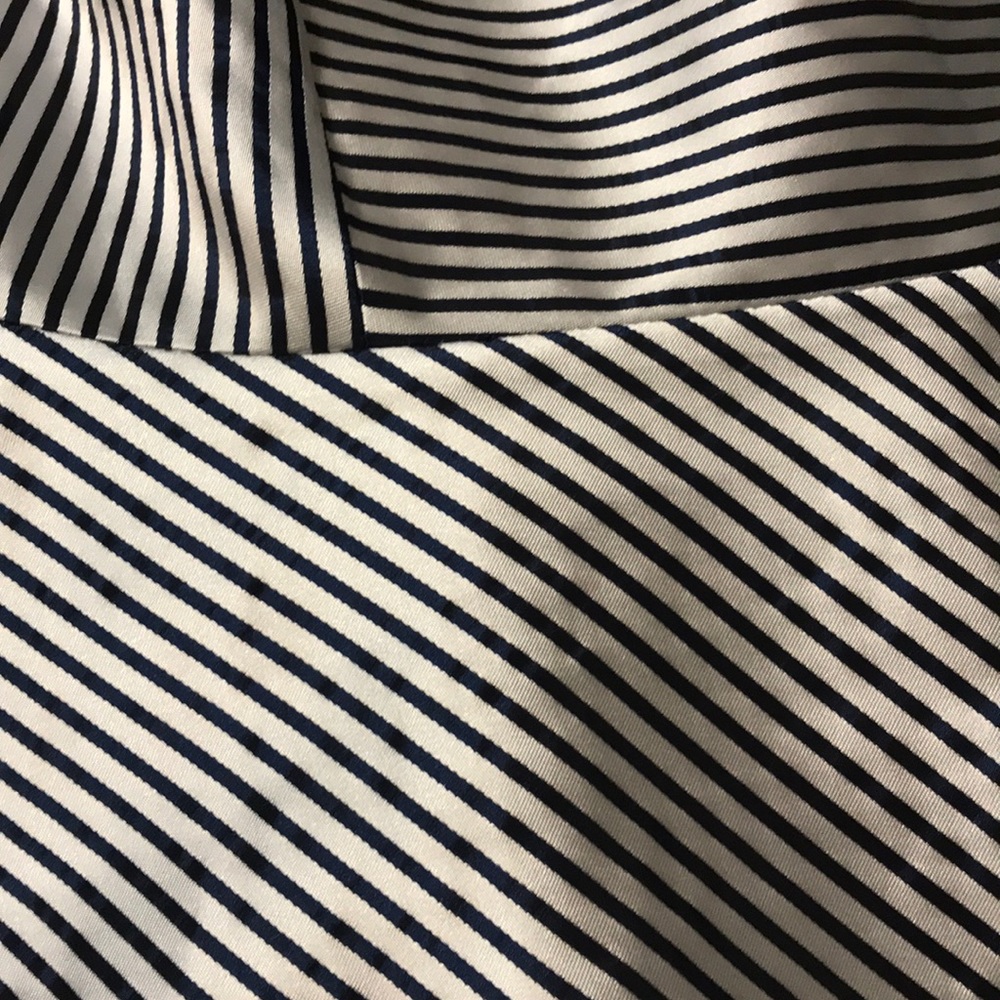 Banana Republic One-Shoulder Peplum Top - Picture 4 of 4